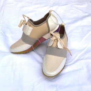 Steve Madden Shoes - Size 9
